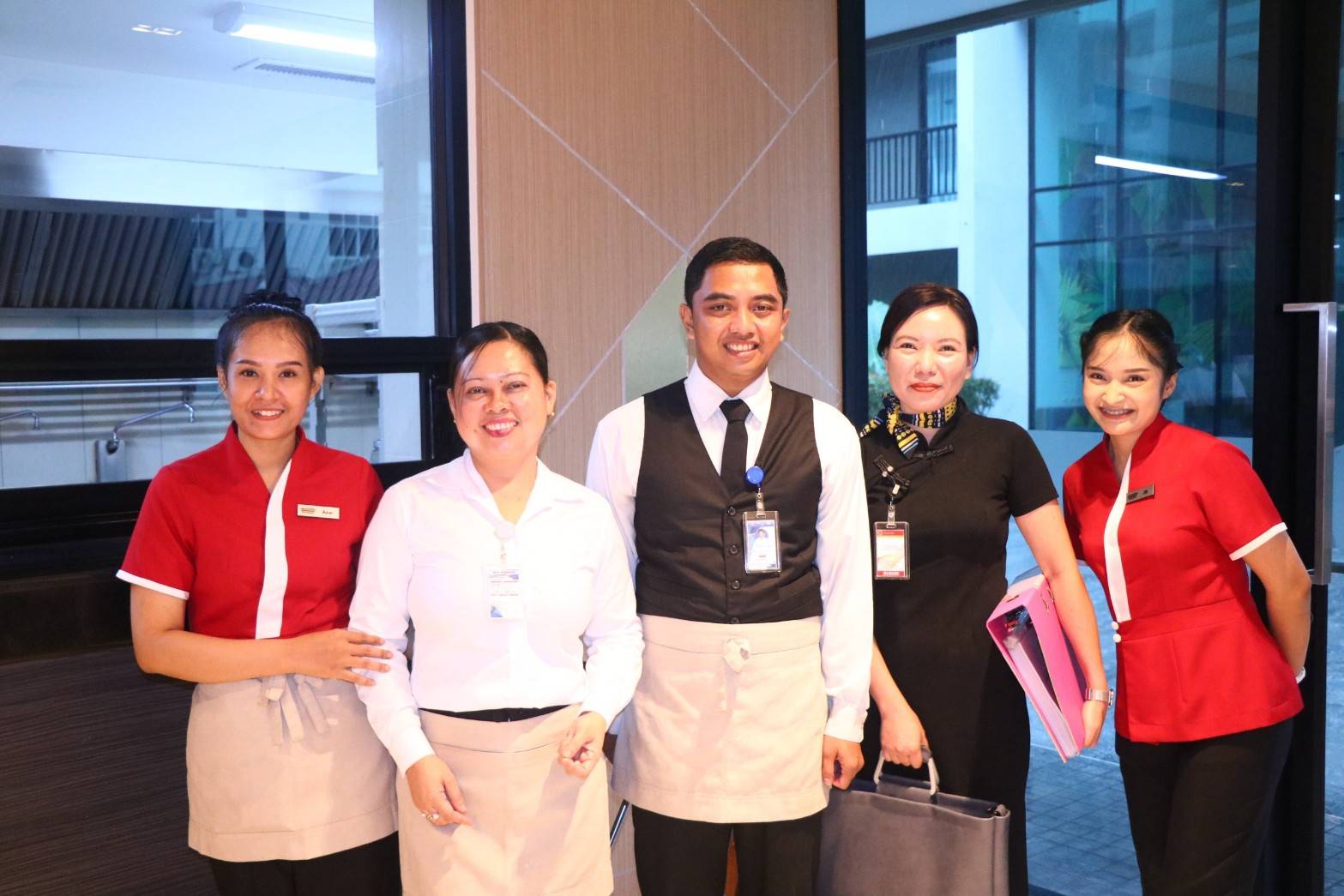 วันจันทร์ที่ 4 กันยายน 2566 วิทยาลัยอาชีวศึกษาภูเก็ต นำนักศึกษาจากโครงการ “Asean-Rok Tvet Mobility Programme”เข้าฝึกประสบการณ์งานจริง ณ โรงแรม แกรนด์ กะตะ วีไอพี, โรงแรม วี กะตะ และโรงแรม เคเค ภูเก็ต