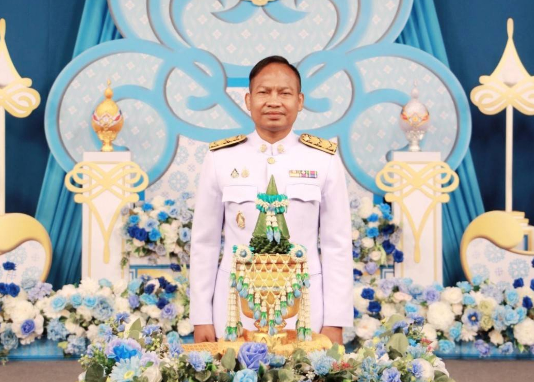 วันศุกร์ที่ 19 กรกฎาคม 2567 ดร.วิทยา เกตุชู ผู้อำนวยการวิทยาลัยอาชีวศึกษาภูเก็ต พร้อมด้วยคณะผู้บริหาร หัวหน้างาน ของวิทยาลัยฯร่วมบันทึกเทปถวายพระพร เฉลิมพระเกียรติพระบรมราชชนนี พันปีหลวง ณ สทท.11 (NBT ภูเก็ต)